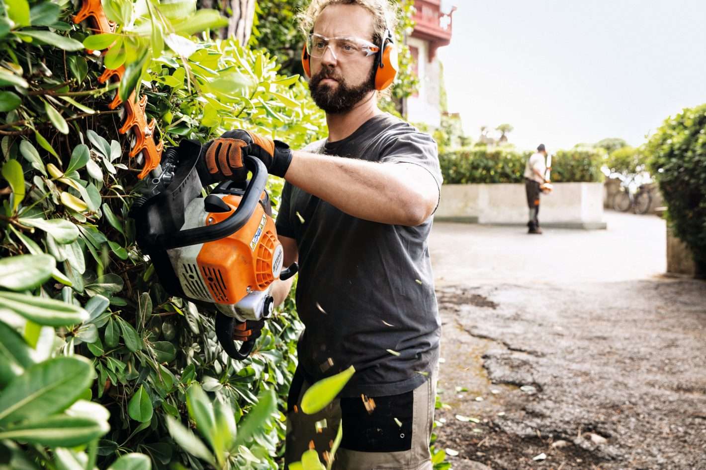 Taille haie thermique stihl professionnel